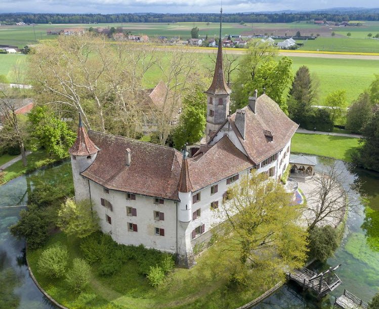 Schloss Landshut, Utzenstorf, Switzerland